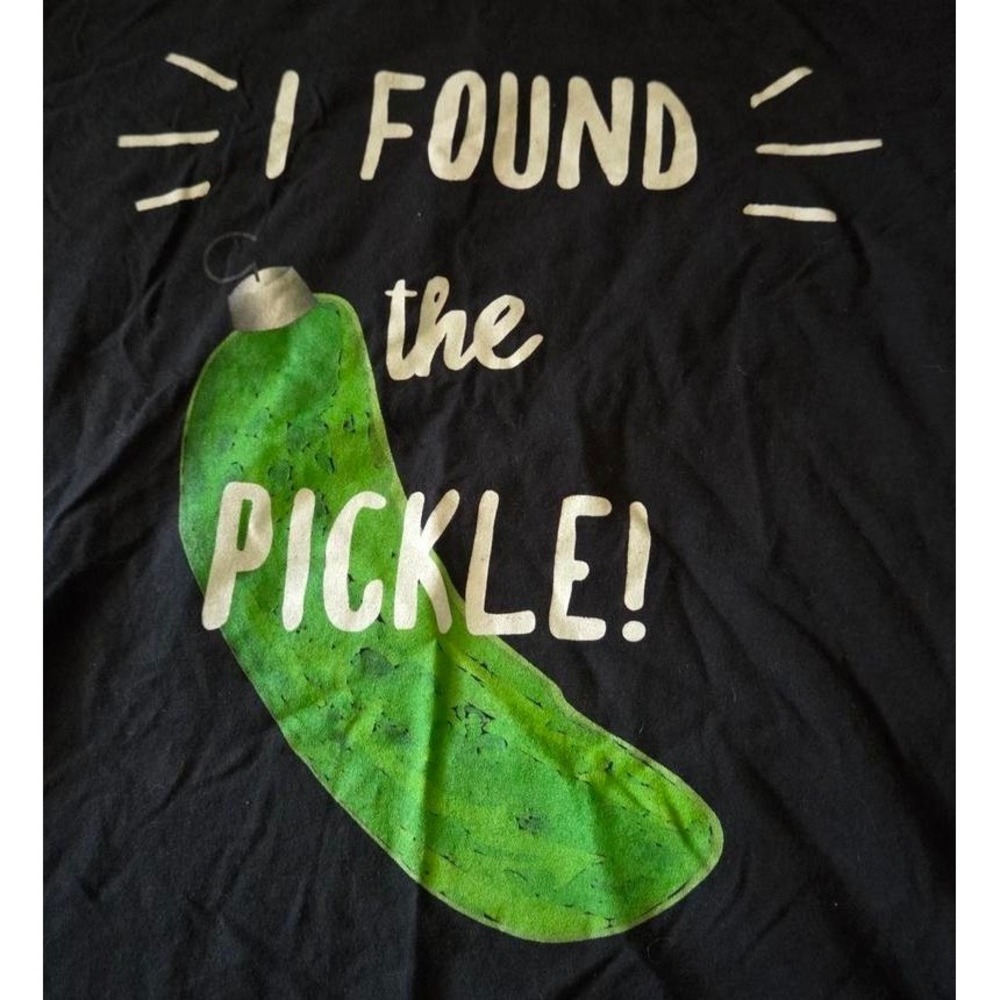 Port & Company Graphic T-Shirt Mens XL Black I Found The Pickle Christmas Funny